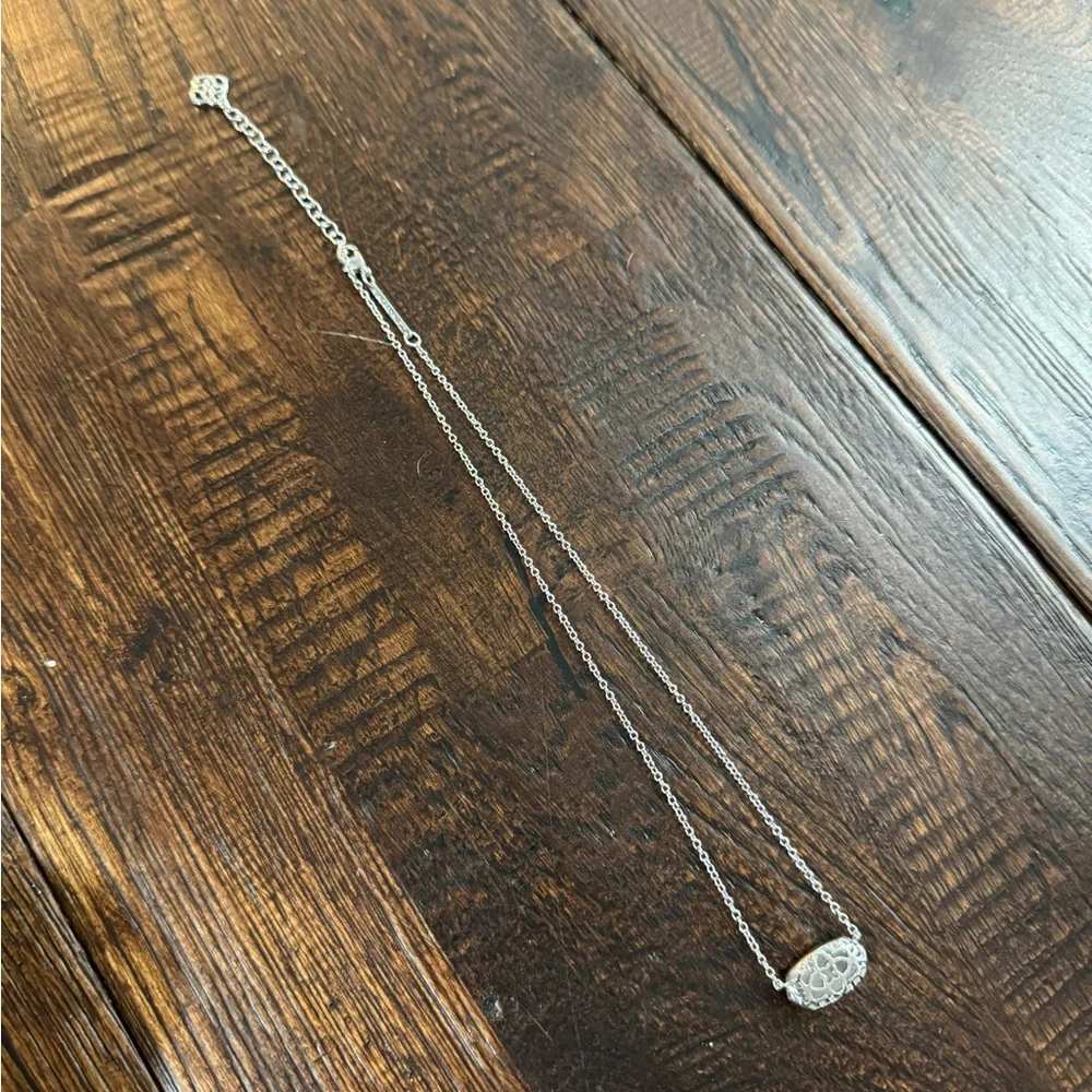 Kendra Scott Elegant Silver Ice Pink Stone Necklace - Picture 13 of 16